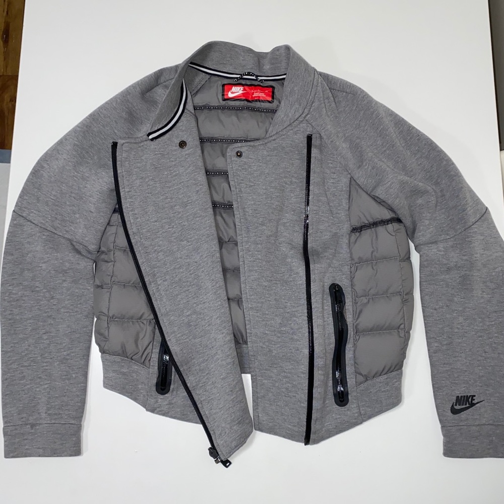 ‼️Gray Nike Bomber‼️